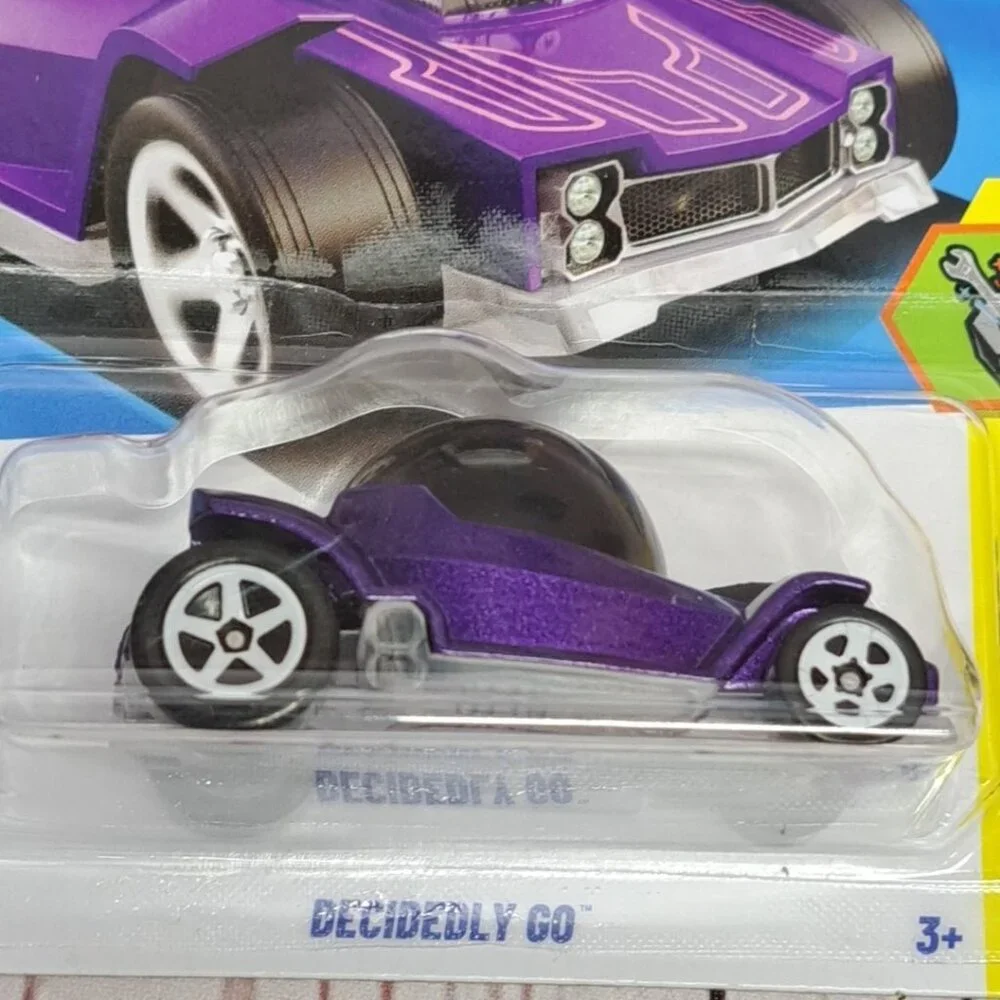 Hot Wheels Mixed‎ Die Cast Lot Of 6, Disney, Truck, Chopper, Batman Sealed